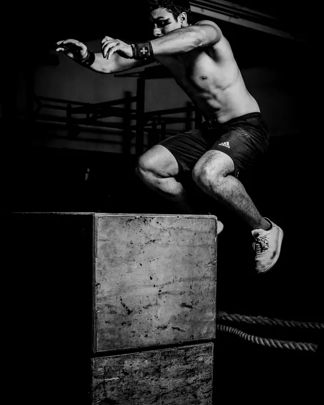 Sprung auf die Plyo-Box